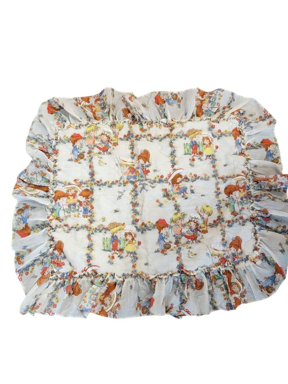 Vintage 1970's Childrens Bedding Pattern pillow sham 1 sets of curtains with tie